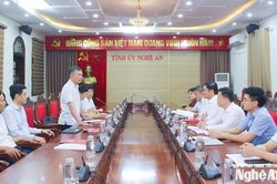 Văn ph&ograve;ng Trung ương Đảng khảo s&aacute;t, l&agrave;m việc tại Nghệ An về vận h&agrave;nh hệ thống ch&iacute;nh trị