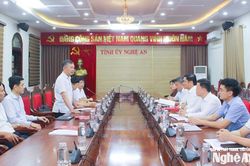 Văn ph&ograve;ng Trung ương Đảng khảo s&aacute;t, l&agrave;m việc tại Nghệ An về vận h&agrave;nh hệ thống ch&iacute;nh trị