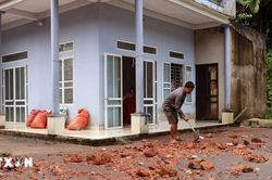 Khẩn trương khắc phục b&ugrave;n đất tr&agrave;n v&agrave;o nh&agrave; d&acirc;n sau mưa lớn ở Bắc Quang