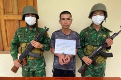 Bộ đội Biên phòng TP Hồ Chí Minh bắt giữ 2 đối tượng tàng trữ chất ma túy