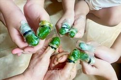 Tục nhuộm lá móng - một nét đẹp văn hóa dịp Tết Đoan Ngọ