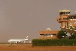 Khủng bố thân al-Qaeda tấn công sân bay tại Niger