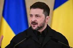 &Ocirc;ng Zelensky k&ecirc;u gọi EU đẩy nhanh tiến tr&igrave;nh kết nạp Ukraine