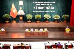 6 tháng đầu năm, kinh tế TPHCM duy trì tăng trưởng tích cực