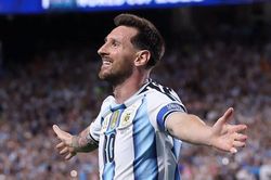 Messi v&agrave; David dẫn đầu cuộc đua Chiếc gi&agrave;y V&agrave;ng World Cup 2026