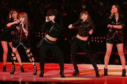 4Minute kỷ niệm 17 năm debut, HyunA có động thái khiến khán giả xôn xao