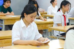 Lộ diện thủ khoa Kỳ thi v&agrave;o lớp 10 c&ocirc;ng lập H&agrave; Nội năm 2026