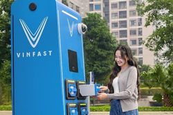 V-Green triển khai thêm 10.000 tủ đổi pin xe máy điện tại Hà Nội