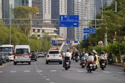 Dự báo thời tiết TP. Hồ Chí Minh ngày 19/6: Mưa rào và dông rải rác