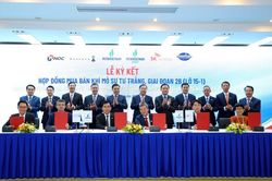 Petrovietnam tổ chức lễ ký hợp đồng chia sản phẩm dầu khí