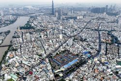 Hàng loạt giải pháp thúc đẩy phát triển nhà ở xã hội, đường bộ cao tốc và vận tải xanh
