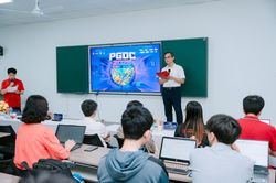 Từ 'hiện tượng Flappy Bird', game Việt đang bước v&agrave;o giai đoạn trưởng th&agrave;nh bền vững hơn