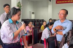 Giao lưu chuy&ecirc;n đề 'Từ trang s&aacute;ch đến t&aacute;c phẩm phim, kịch'