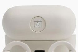 Giải mã Sennheiser Accentum Clip: Tai nghe kẹp tai hỗ trợ Hi-Res Audio và pin 36 giờ