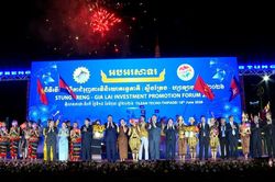 Đặc sắc Chương trình nghệ thuật chào mừng thành công Hội nghị Xúc tiến đầu tư song phương Stung Treng - Gia Lai