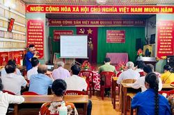 Phường Thống Nhất tập huấn chuyển đổi số và kỹ năng số cơ bản cho người dân