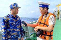 Những khoảnh khắc không lặp lại giữa Trường Sa và DK1
