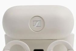 Sennheiser ra mắt Accentum Clip: Tai nghe open-ear hỗ trợ LDAC và thời lượng pin 36 giờ