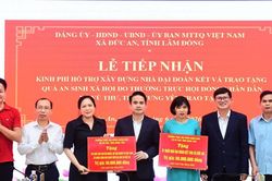 Xã Đức An tiếp nhận 110 triệu đồng hỗ trợ an sinh xã hội