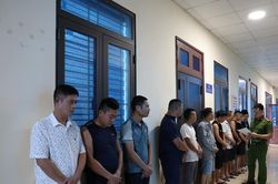 Ninh B&igrave;nh triệt x&oacute;a ổ nh&oacute;m đ&aacute;nh bạc trong nh&agrave; thu&ecirc; tại x&atilde; Rạng Đ&ocirc;ng