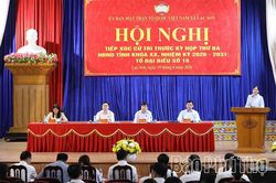 Tổ đại biểu số 16 HĐND tỉnh tiếp xúc cử tri trước Kỳ họp thứ Ba tại các xã vùng Yên Thủy và Lạc Sơn