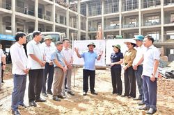 Đồng chí Bí thư Tỉnh ủy Hầu A Lềnh kiểm tra các dự án tại xã Pà Vầy Sủ và Xín Mần
