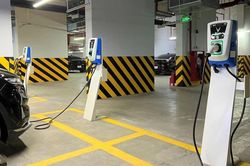 Trạm sạc xe điện trong nhà chung cư phải đáp ứng nhiều yêu cầu kỹ thuật mới
