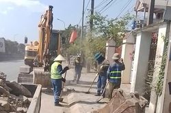 Tăng tốc nạo v&eacute;t, xử l&yacute; vi phạm h&agrave;nh lang giao th&ocirc;ng trước m&ugrave;a mưa b&atilde;o