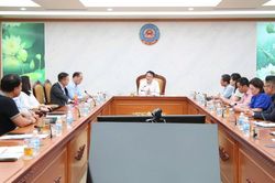 Vẫn c&ograve;n nhiều vướng mắc cản bước doanh nghiệp