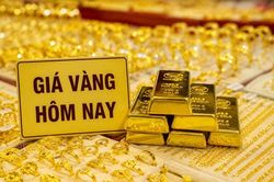 Giá vàng thế giới giảm, nhẫn tròn trong nước lao dốc