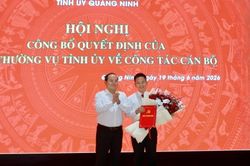 Quảng Ninh: Công bố quyết định về công tác cán bộ