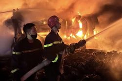 Cảnh b&aacute;o gia tăng nguy cơ hỏa hoạn m&ugrave;a nắng n&oacute;ng