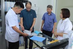 Giám sát, hỗ trợ hoạt động phòng, chống HIV/AIDS và hoạt động điều trị nghiện tại phường Thục Phán, Tân Giang và xã Phục Hòa