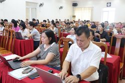 Tập huấn kỹ năng số cho hơn 100 cán bộ, công nhân viên, người lao động