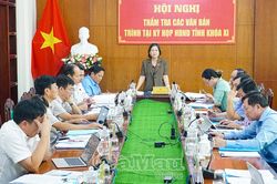 Chưa đủ điều kiện tr&igrave;nh dự thảo Nghị quyết về xe bu&yacute;t c&ocirc;ng cộng