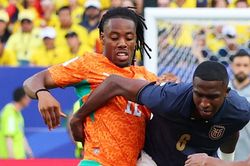 Cầu thủ bị nghi bán độ kèo thẻ vàng được phép thi đấu tiếp tại World Cup 2026