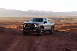 Tin xe 19/6: Chevrolet nâng cấp Silverado