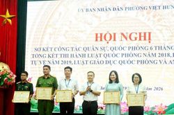 Phường Việt Hưng khen thưởng 18 tập thể, c&aacute; nh&acirc;n ti&ecirc;u biểu trong c&ocirc;ng t&aacute;c qu&acirc;n sự, quốc ph&ograve;ng