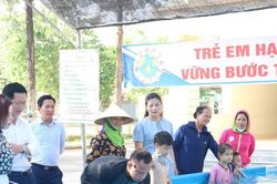 R&egrave;n kỹ năng sống cho trẻ qua những trải nghiệm trong dịp h&egrave;