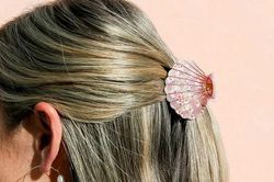 Để mái tóc trông có gu hơn hẳn, đừng bỏ qua 3 xu hướng kẹp tóc mùa Hè này