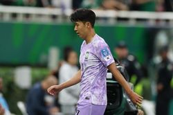 H&agrave;n Quốc trả gi&aacute; v&igrave; thay Son Heung-min qu&aacute; sớm