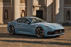 Maserati GranTurismo và GranCabrio có bản nâng cấp mới