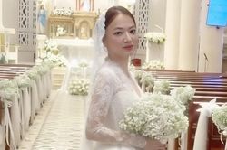 Xu&acirc;n Nghi rạng rỡ trong lễ cưới ở nh&agrave; thờ