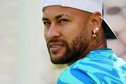 Ancelotti chốt thời điểm Neymar t&aacute;i xuất
