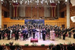 Đại d&agrave;n nhạc k&egrave;n - g&otilde; 111 nghệ sĩ thăng hoa trong đ&ecirc;m h&ograve;a nhạc 'Giai điệu h&acirc;n hoan'