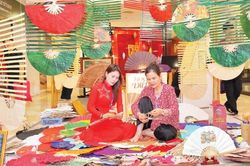 Bắc cầu sáng tạo nâng tầm di sản làng nghề