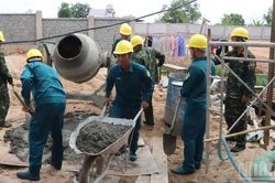 Tăng tốc thi công trường học vùng biên giới tỉnh Đắk Lắk