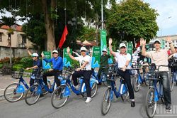 Phát động chương trình 'RE:Earth - Vì Hồ Tây xanh' lan tỏa lối sống xanh