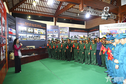Cà Mau: Tham quan triển lãm 'Hồi sinh những vùng đất chết'