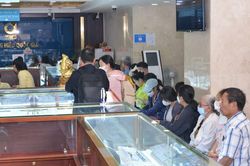 Giá vàng trong nước phục hồi nhẹ sáng cuối tuần